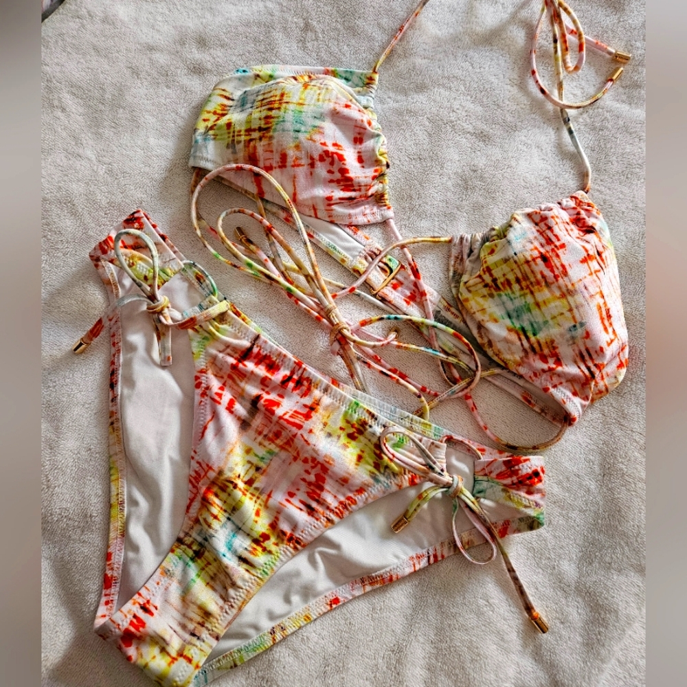 NWOT VS Bikini